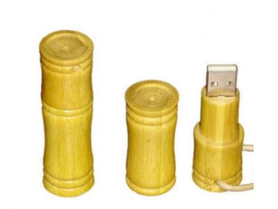 wooden usb with cap2