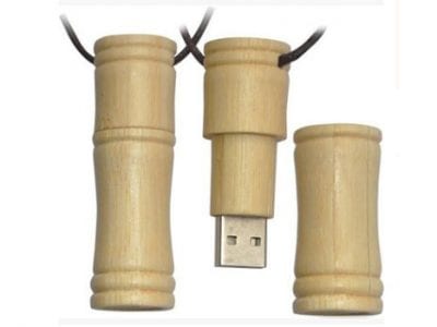 wooden usb with cap3