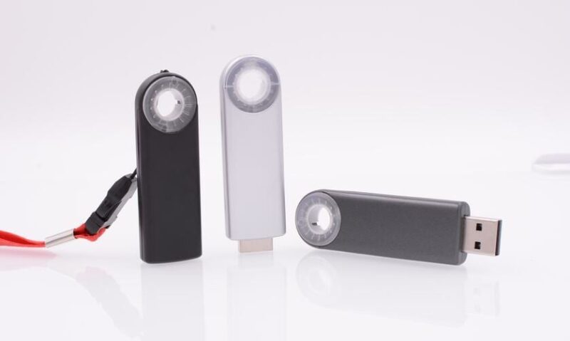 Black, White and Grey Holy Twister USB